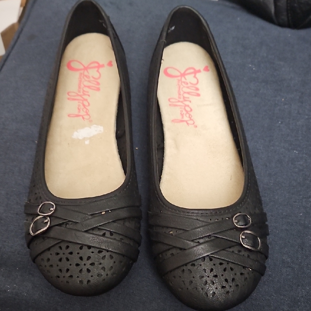 Jellypop Black Women's Flats with Buckle Detail